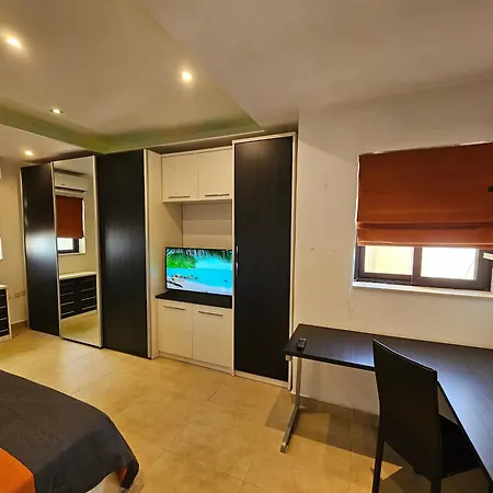 Apartment Luxury With Terrace - Centre Birzebbuga